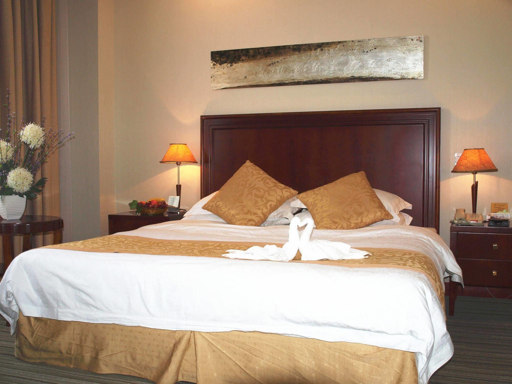 Century Hotel Taicang Zewnętrze zdjęcie