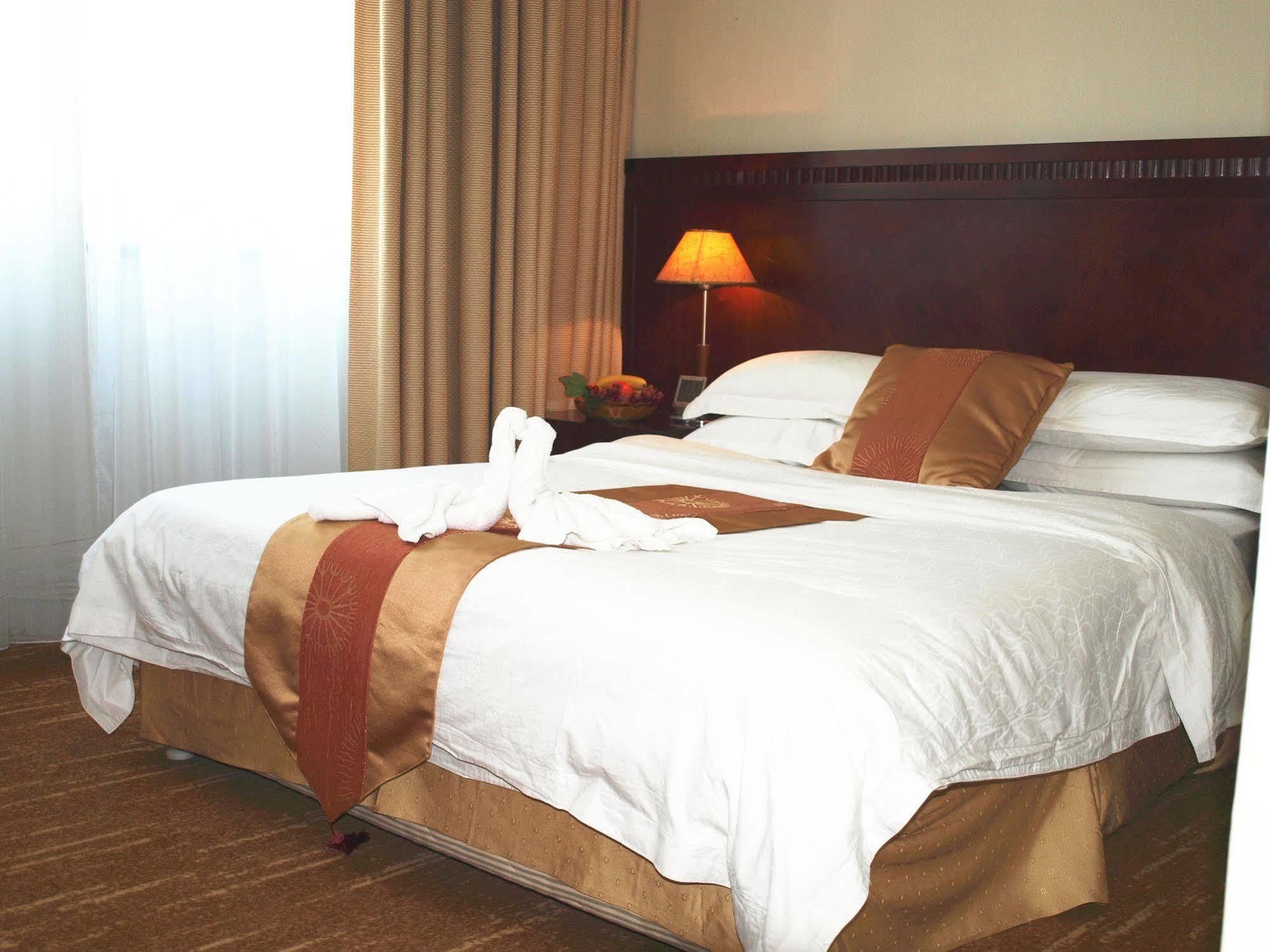 Century Hotel Taicang Zewnętrze zdjęcie